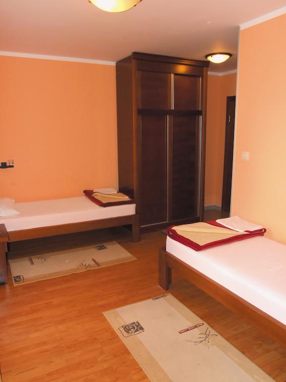 Apartments Oaza 1 Petrovac Room photo